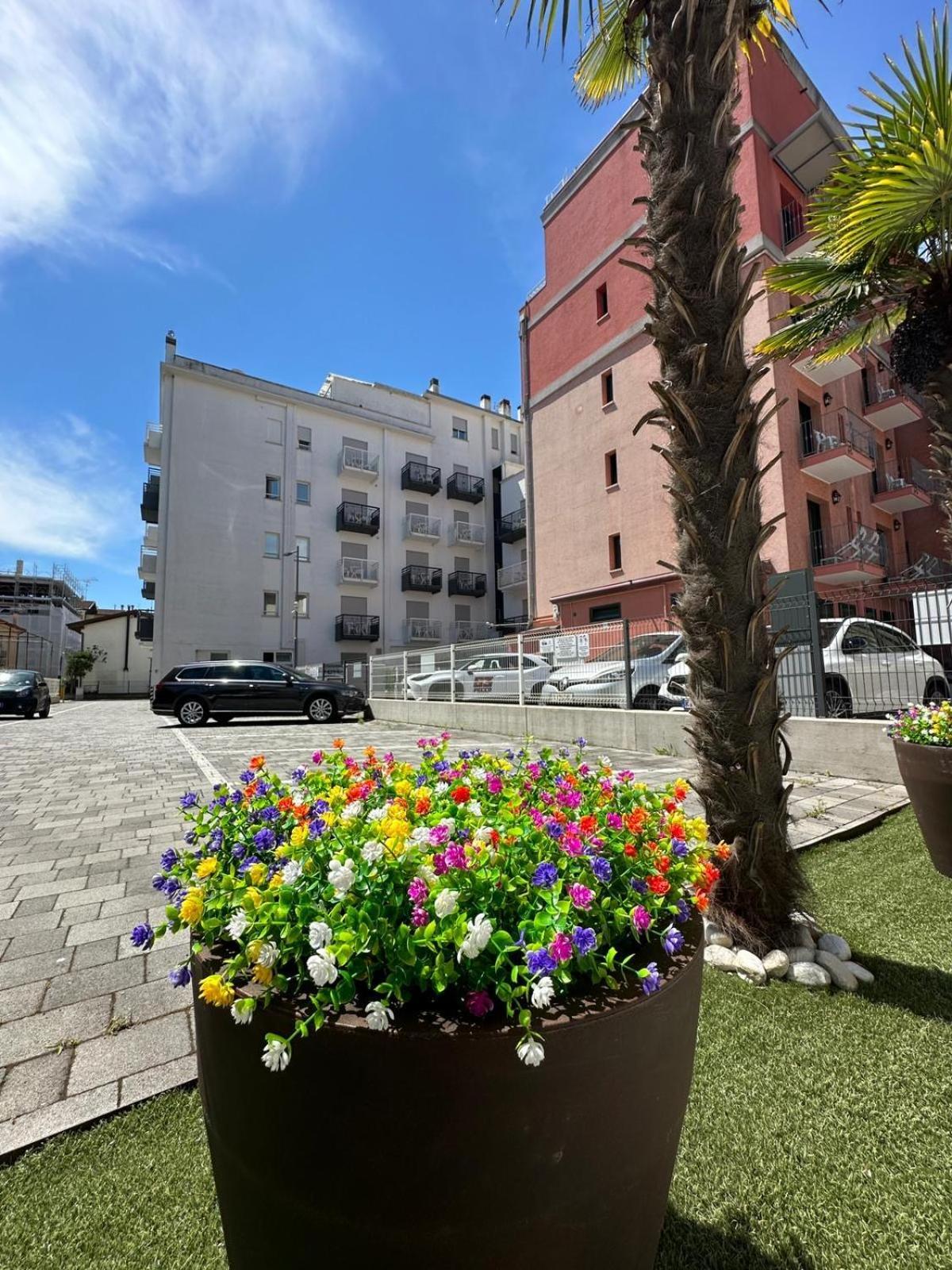 Regina Urban Beach Hotel Lido di Jesolo Eksteriør billede